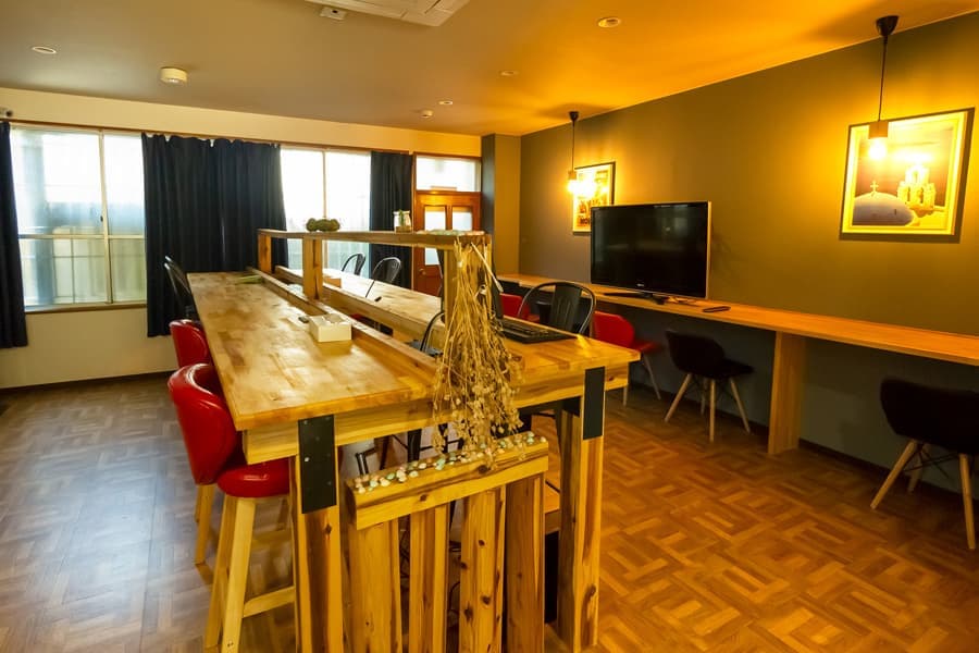 松山貸し切りホテル